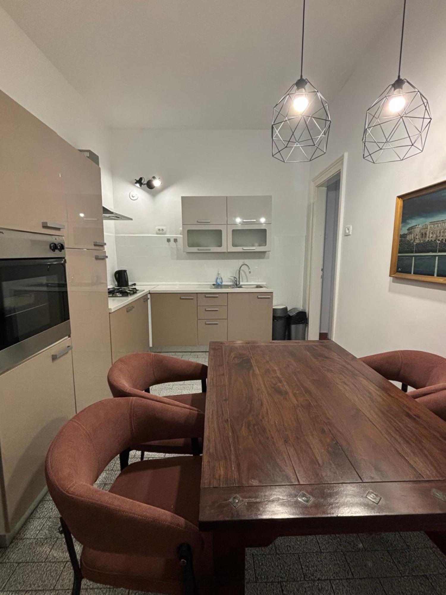 Ra City Garden Suite Pula Zewnętrze zdjęcie